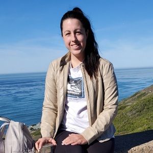 Meet your Posher, Kaitlin